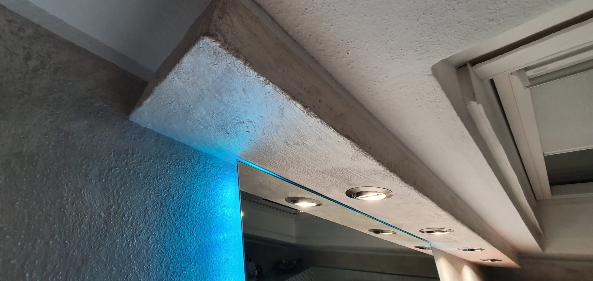 Hexim LED-10 Stuckleisten 75x45mm LED Profil PU 2m