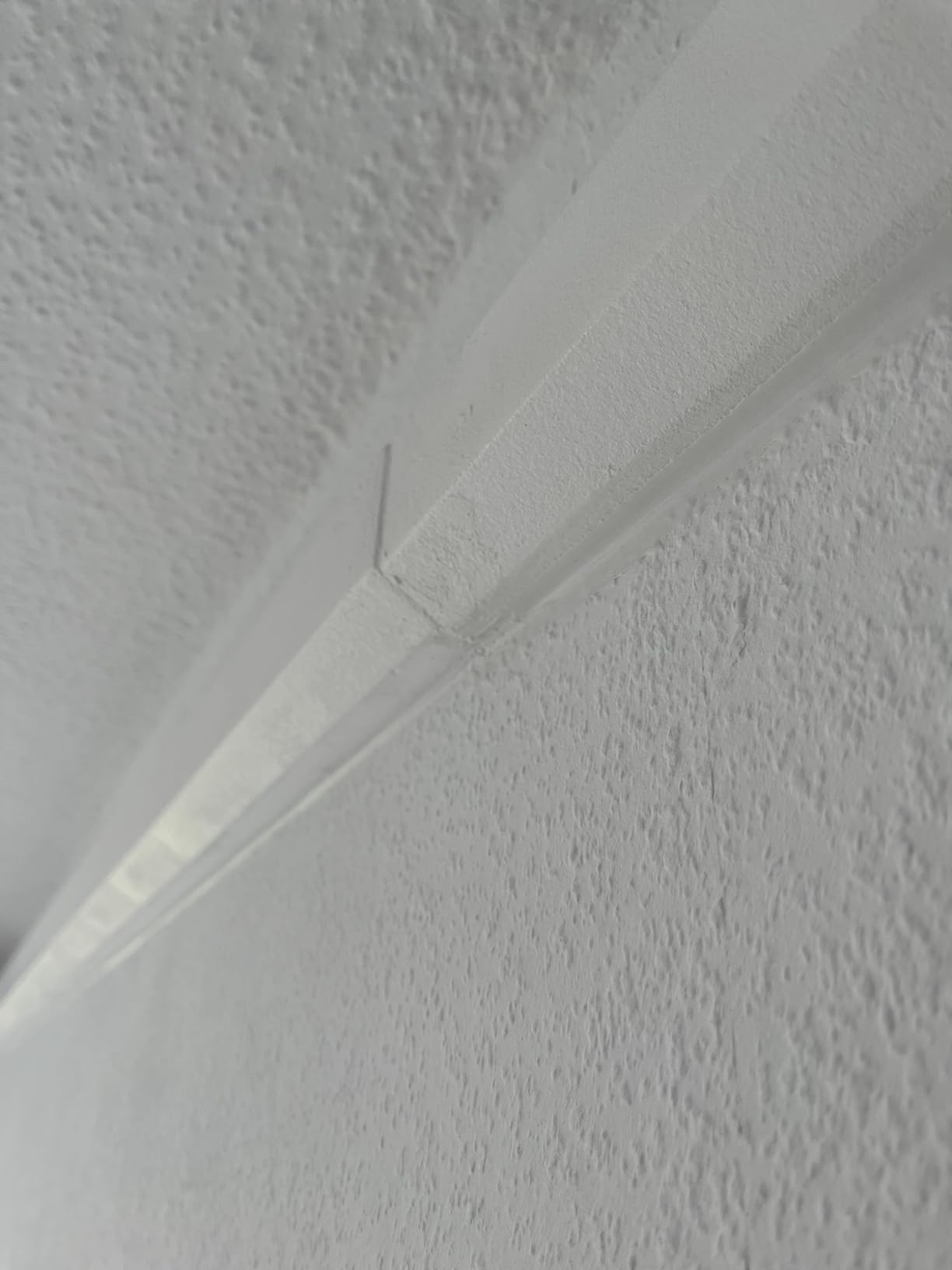 Heximo HLED 10 LED Stuckleiste Weiß 65x75mm 10,2 Meter
