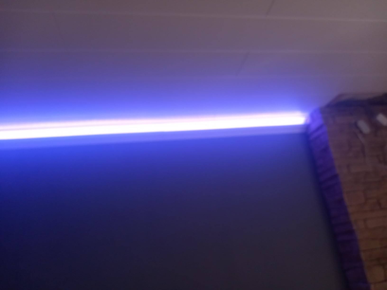 Hexim HLED 6 LED Deckenleiste 10,2 m weiß XPS